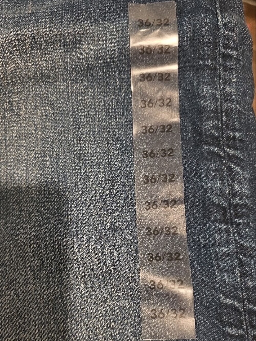 Men's Dark Wash Blue Denim Jeans - Picture 5 of 6